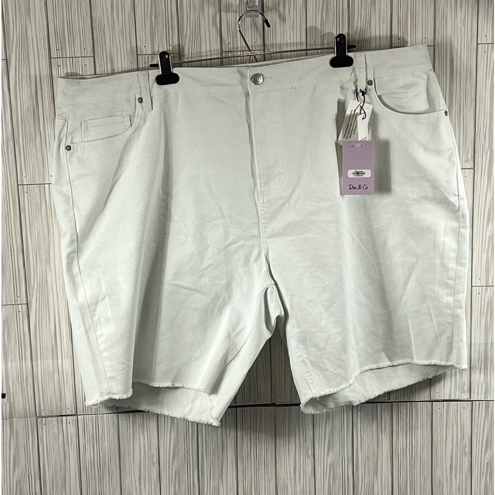 Dex White Shorts Bling on Pocket